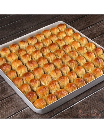 CEVİZLİ MİDYE BAKLAVA