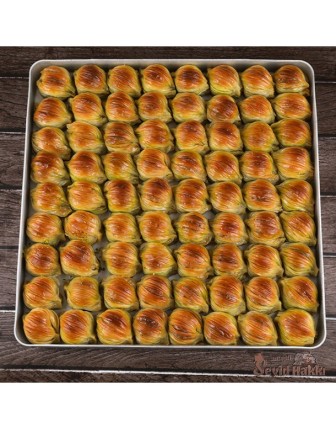 FISTIKLI MİDYE BAKLAVA